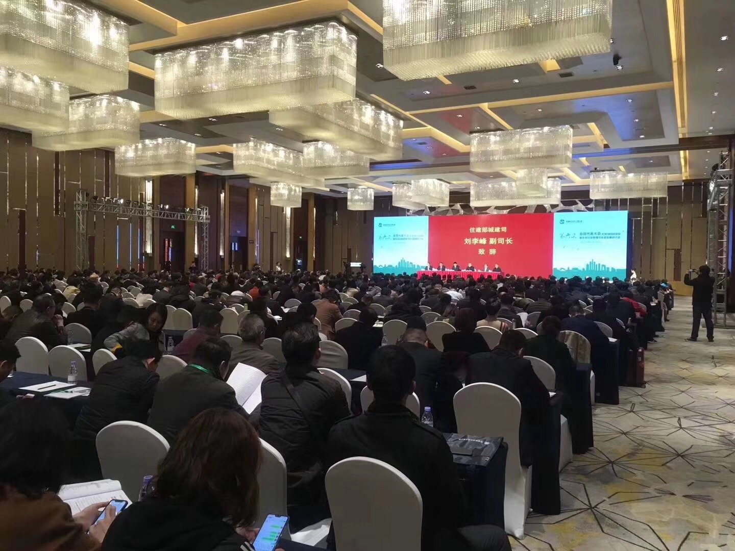 長沙清潔,長沙清潔服務,長沙專業清潔,長沙清潔公司,湖南專業清潔,長沙保潔公司,長沙專業保潔,長沙物業保潔